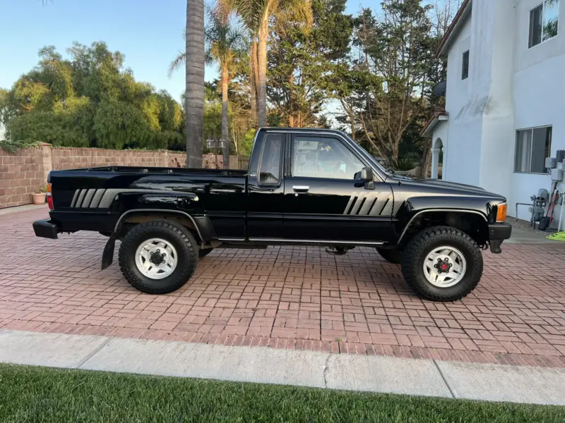 1987 Toyota Pickup XtraCab SR5 Turbo 4×4 5-Speed